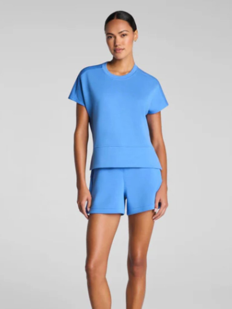 Spanx Air Essentials Shorts, Size Small